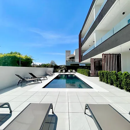 Riviera *