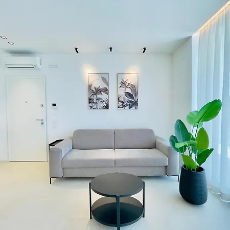 דירה Riviera *